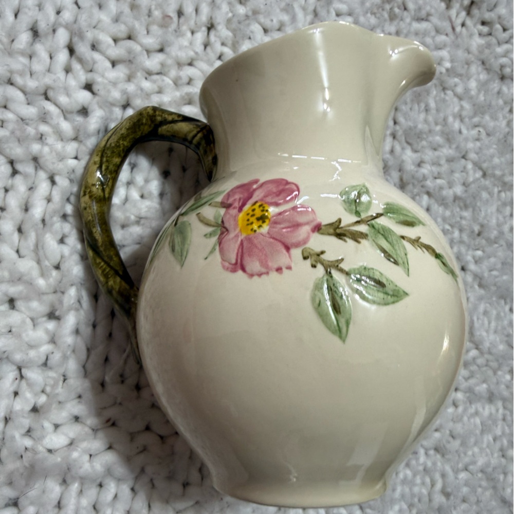 Vintage Franciscan ware Desert Rose Pitcher nearly 8”